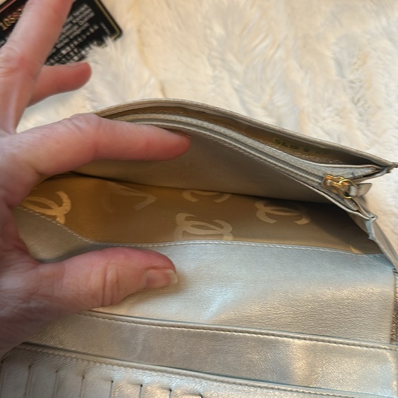 CHANEL Champagne Flap Wallet leather Authentic interior fabric clean w/card - Picture 7 of 9